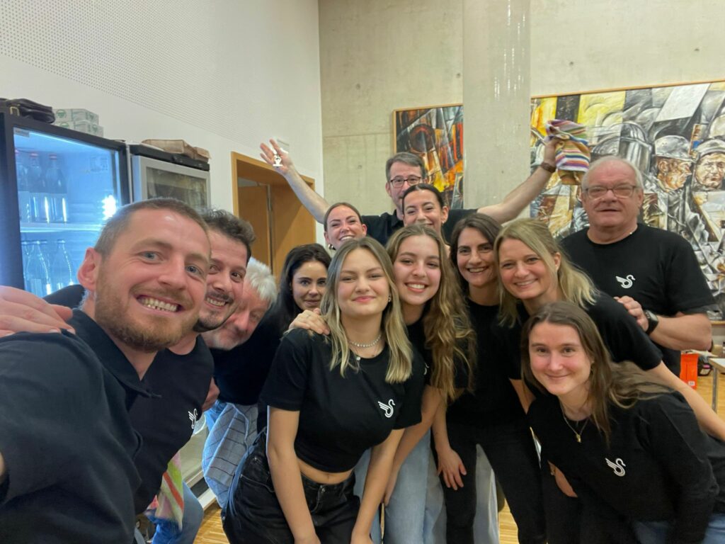 c0f427ec-928e-48d9-b9a7-6b451237ac1f