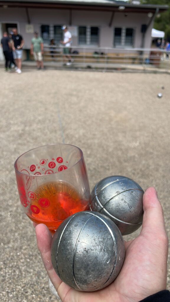 2eb30d8a-6d69-490c-9322-68f3335fe2d3